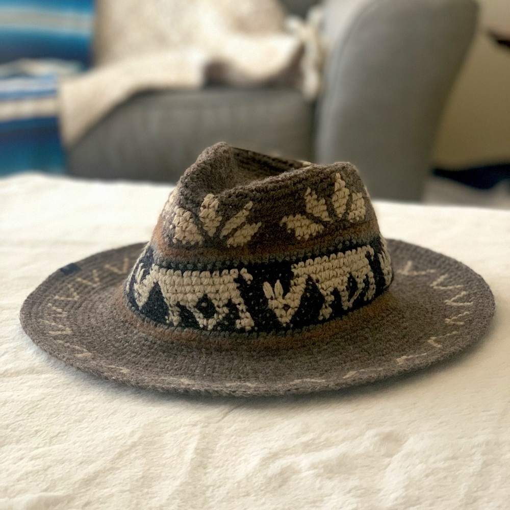 Vintage Woven Wool Patterned Hat - 7(1/8)+